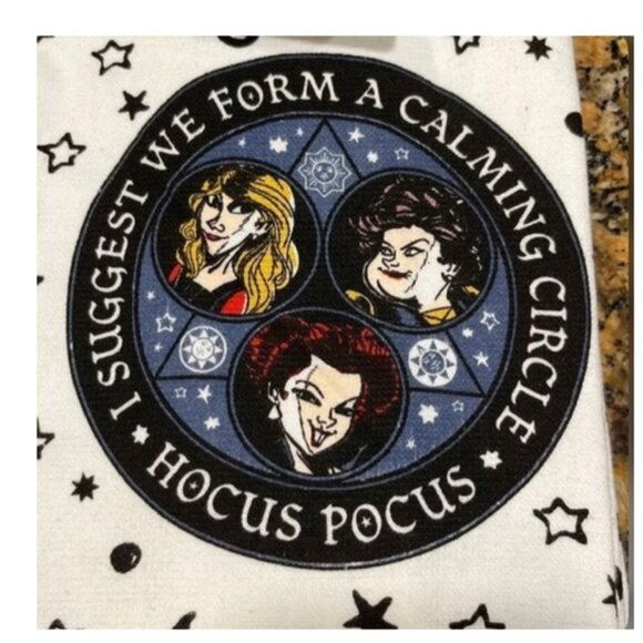 NEW Disney HOCUS POCUS Moon & Stars Kitchen Towel Set ~ Sanderson Sisters - Picture 4 of 5